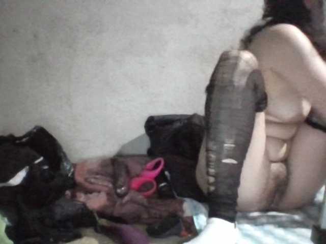 Sexy-ladyass89's BongaCams show and profile