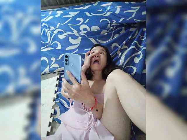 Sexy-ladyass89 webcam