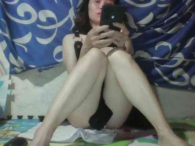 Sexy-ladyass89 webcam