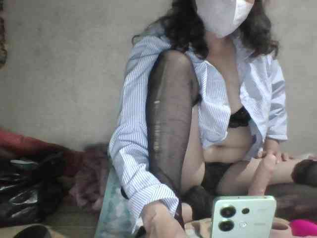 Sexy-ladyass89 webcam