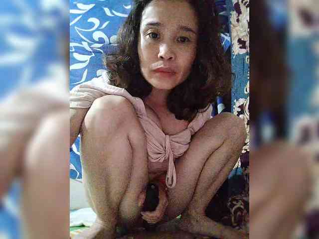 Sexy-ladyass89 webcam