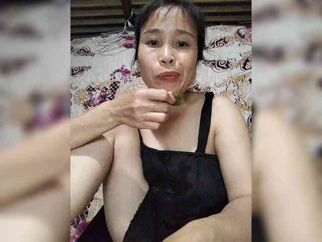 Sexy-ladyass89 webcam