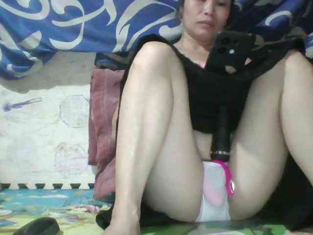 Sexy-ladyass89 webcam