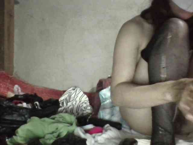 Sexy-ladyass89 webcam