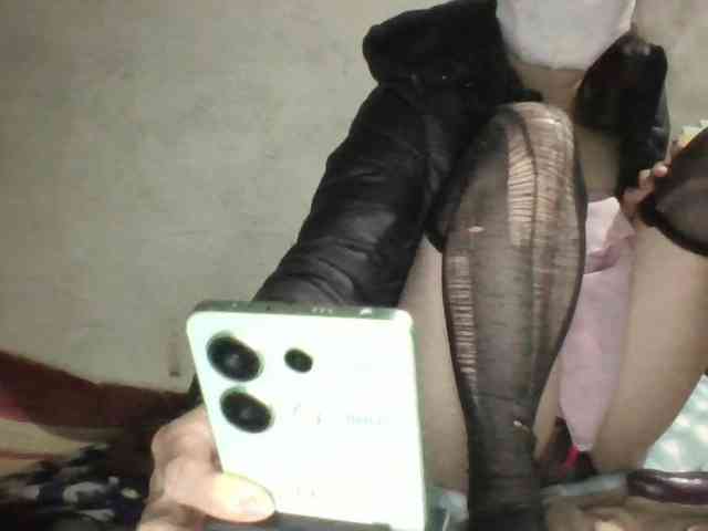 Sexy-ladyass89 webcam