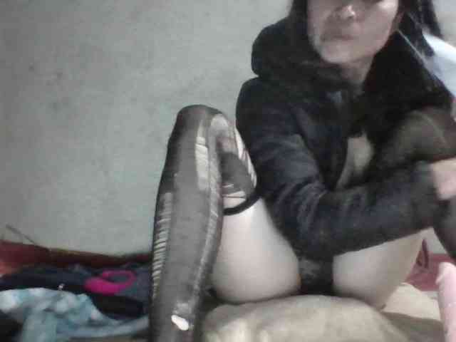 Sexy-ladyass89 webcam