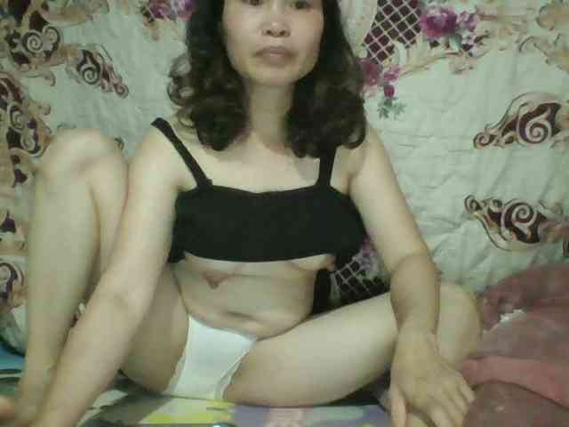 Sexy-ladyass89 webcam