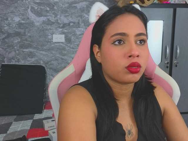  SophieSweetx chat room