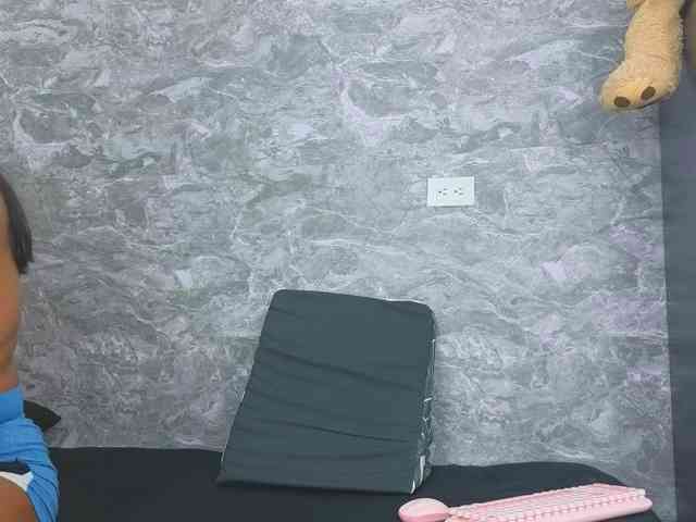 SophieSweetx webcam