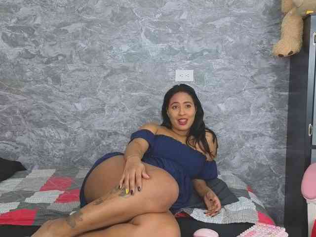 SophieSweetx webcam