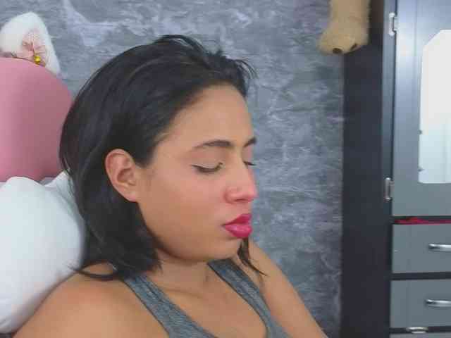SophieSweetx webcam