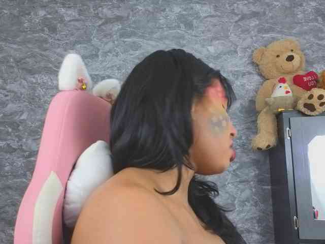 SophieSweetx webcam