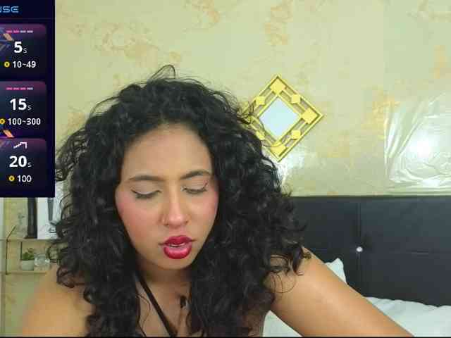 SophieSweetx webcam