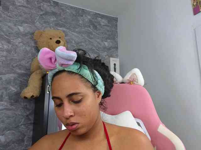 SophieSweetx webcam