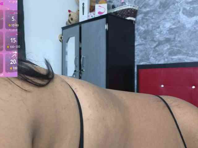 SophieSweetx webcam