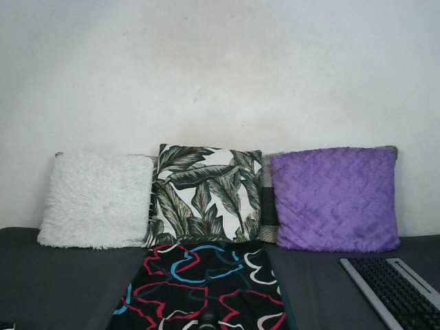 Thickqueenxxx's BongaCams show and profile