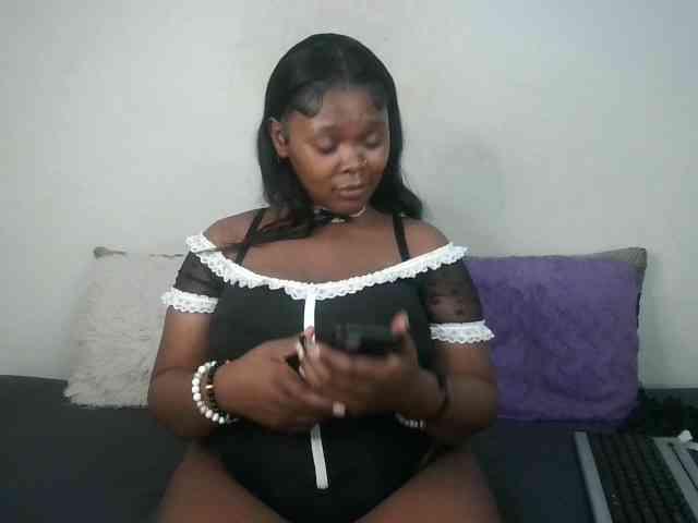 striptease webcam Thickqueenxxx