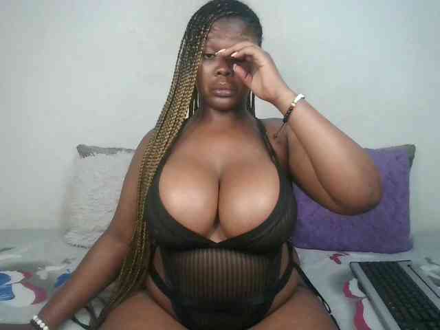 Thickqueenxxx Live Webcam on BongaCams