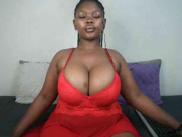 Thickqueenxxx bongacams