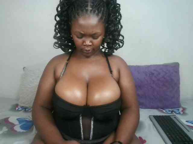 Thickqueenxxx webcam