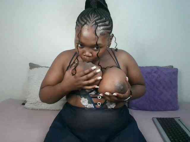 Thickqueenxxx's webcam live show