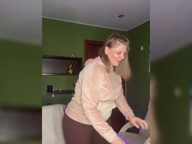 Taly1974's BongaCams show and profile