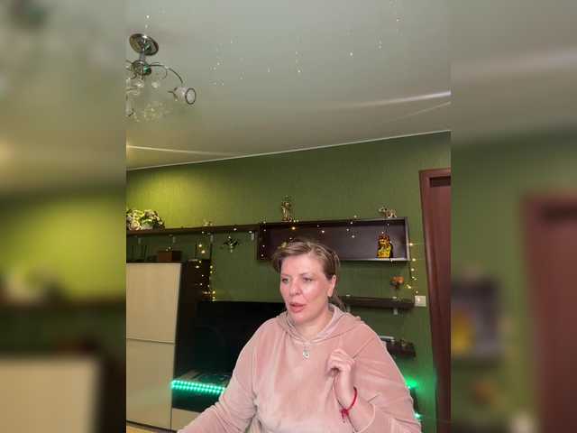 Taly1974 live cam profile