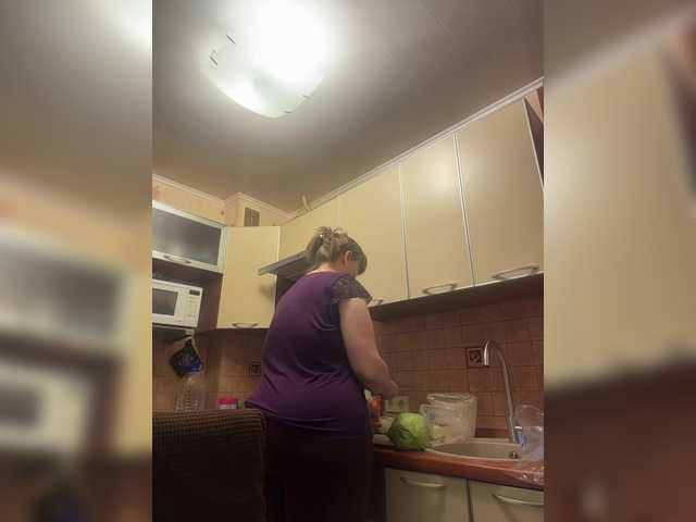 Watch Veronika_Gold Streaming Live