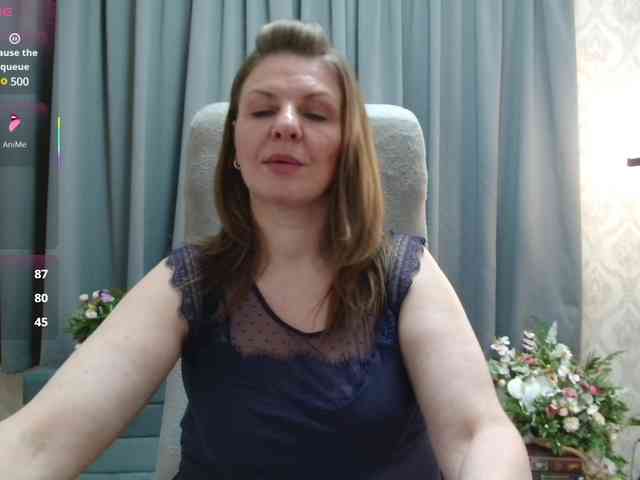 Veronika_Gold webcam