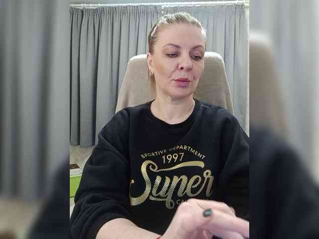 Veronika_Gold webcam