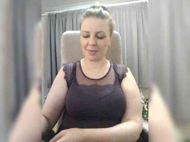 Veronika_Gold webcam