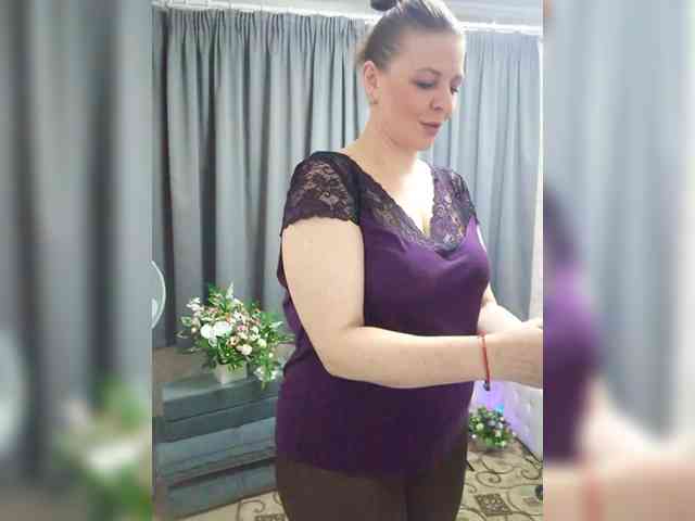 Veronika_Gold webcam