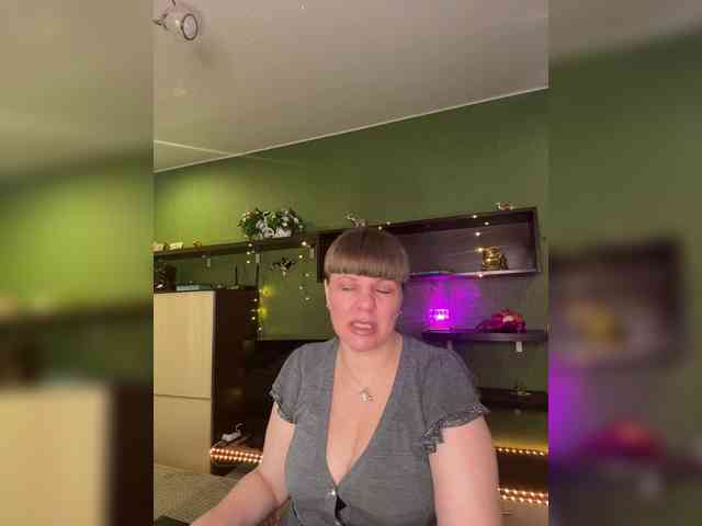 Veronika_Gold webcam