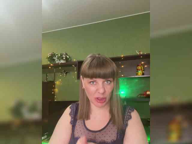 Veronika_Gold webcam