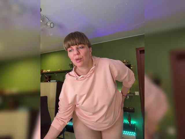 Veronika_Gold webcam