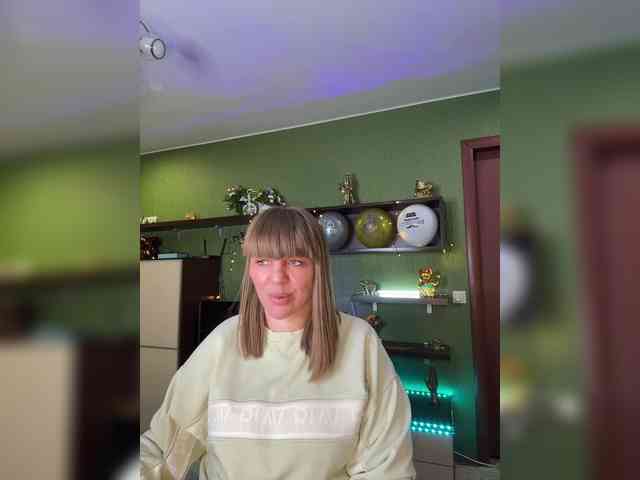 Veronika_Gold webcam