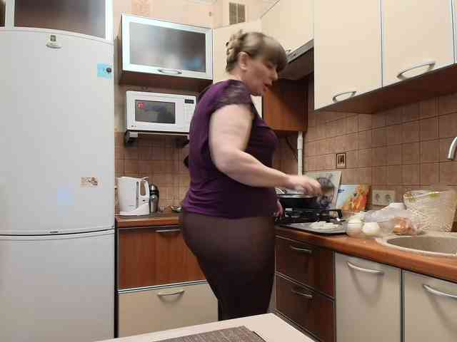 Veronika_Gold webcam