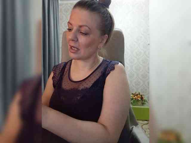 Veronika_Gold webcam