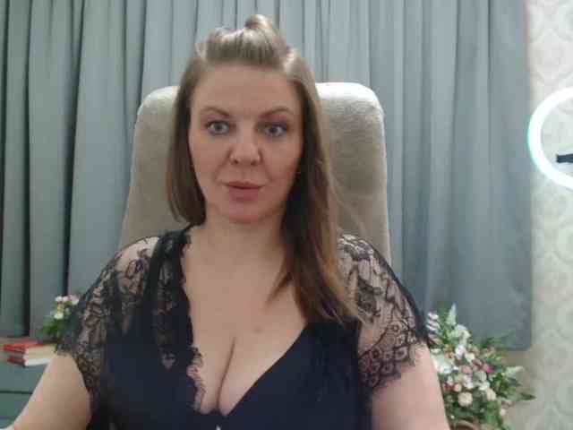 Veronika_Gold webcam