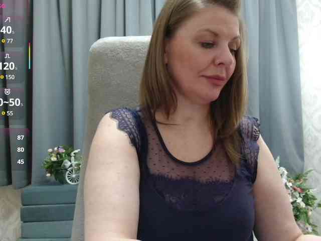 Veronika_Gold webcam