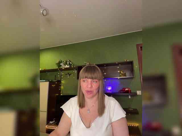 Veronika_Gold webcam