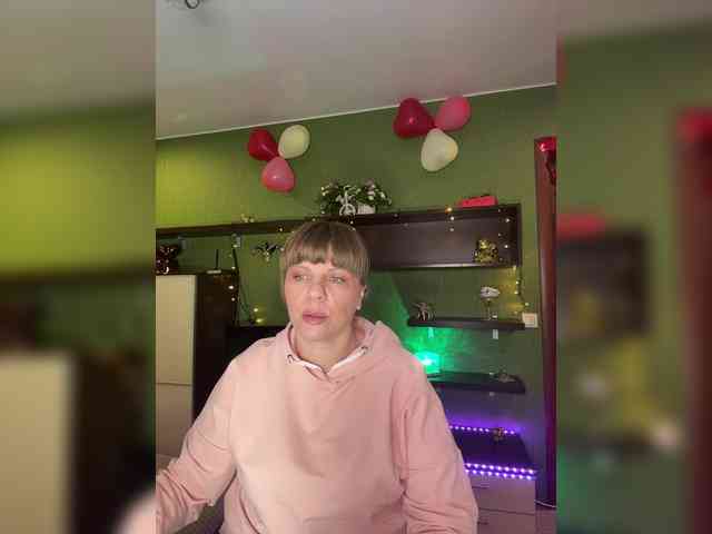 Veronika_Gold webcam