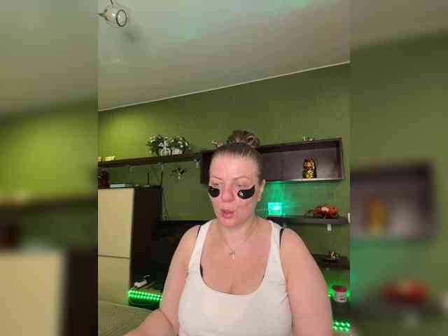 Veronika_Gold webcam