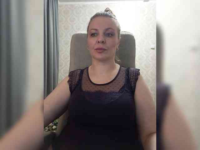Veronika_Gold webcam