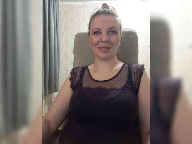 Veronika_Gold webcam