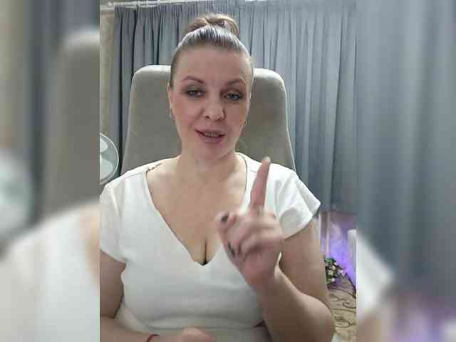 Veronika_Gold webcam