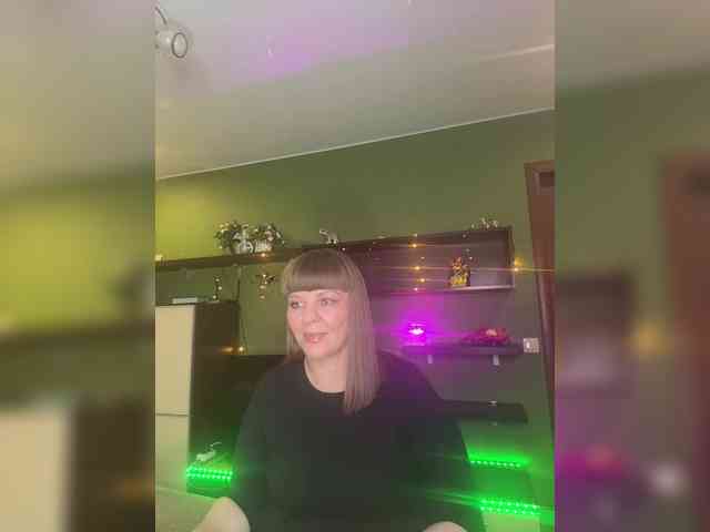 Veronika_Gold webcam