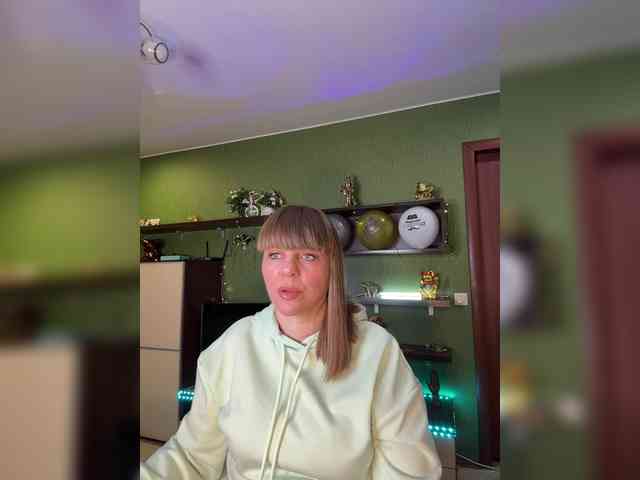 Veronika_Gold webcam