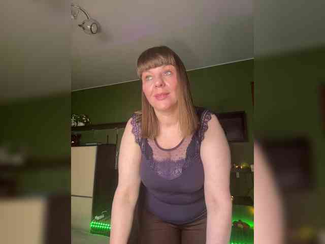 Veronika_Gold webcam