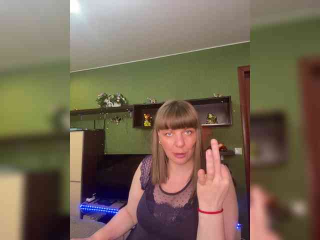 Veronika_Gold webcam